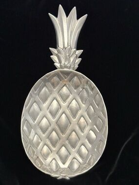 Bruce Cox Signed 14-1/4 in Cast Aluminum Footed Pineapple Tray/Dish 351A